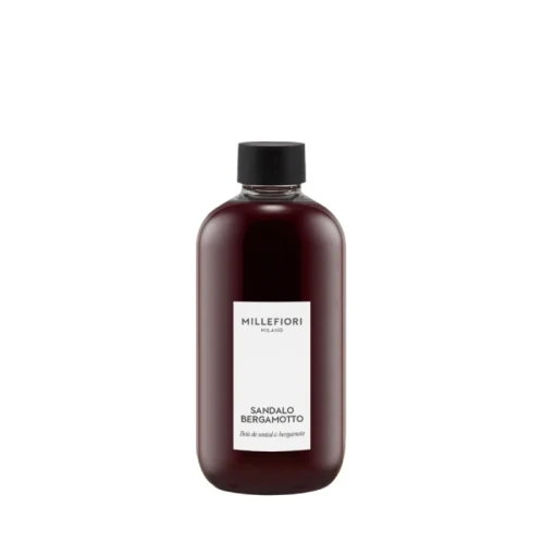 sandalo-bergamotto-uzupelniacz-do-paleczek-250-ml-millefiori-milano.webp